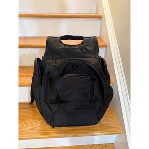 OGIO Black Multi-Compartment Laptop Backpack Back to School Gym Travel unisex